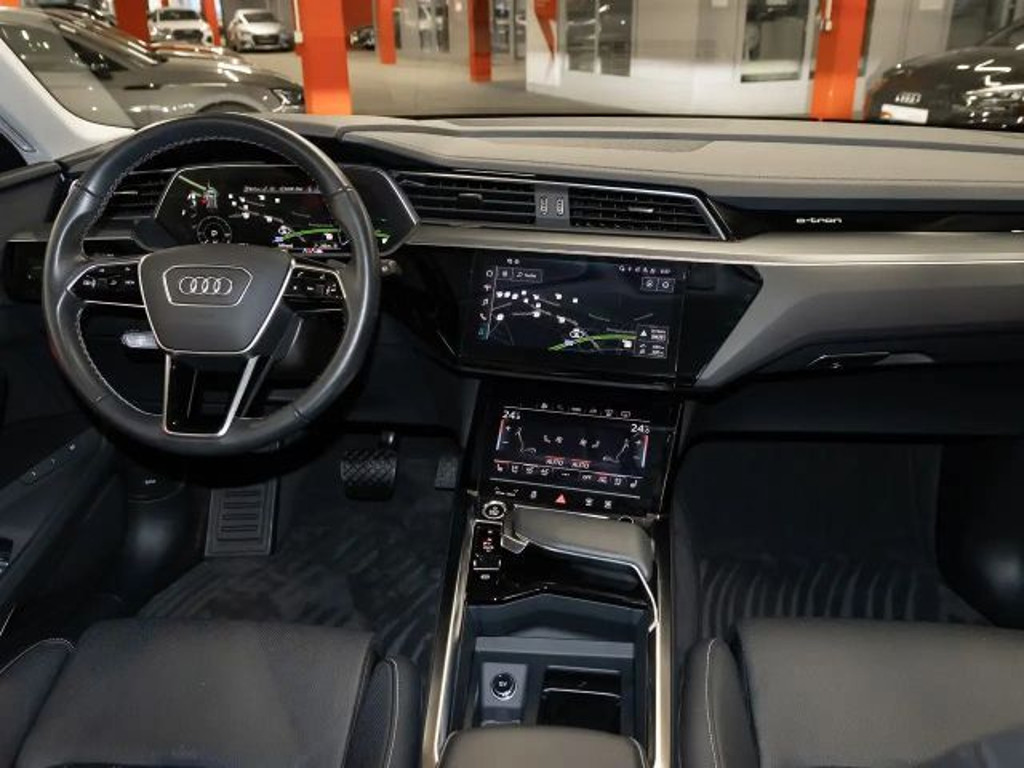 Audi Q8 e-tron