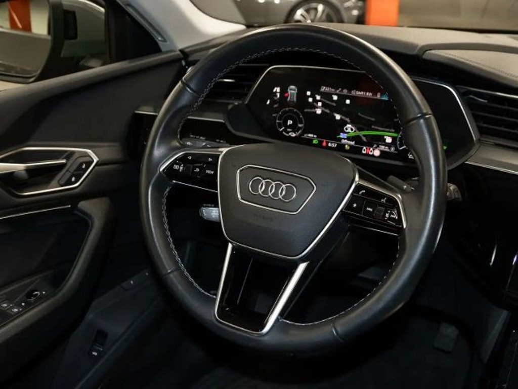 Audi Q8 e-tron