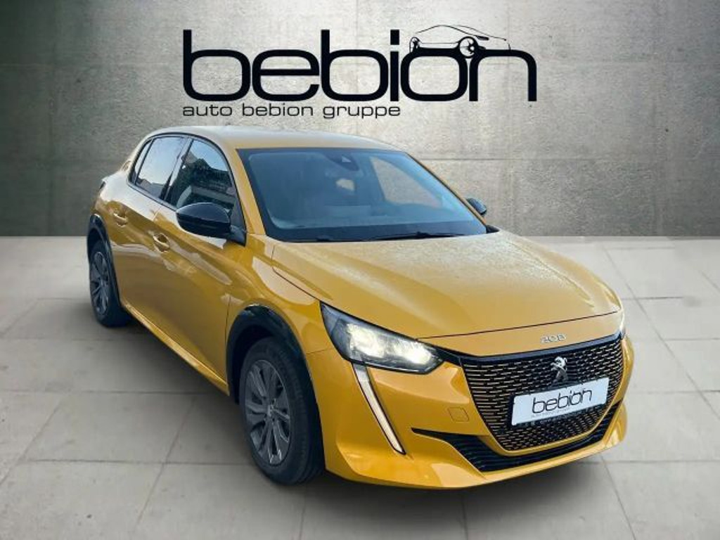 Peugeot e-208