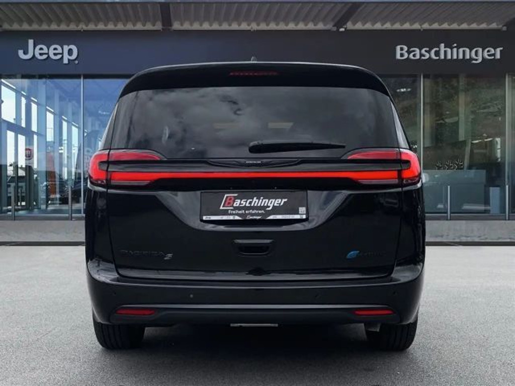 Chrysler Pacifica