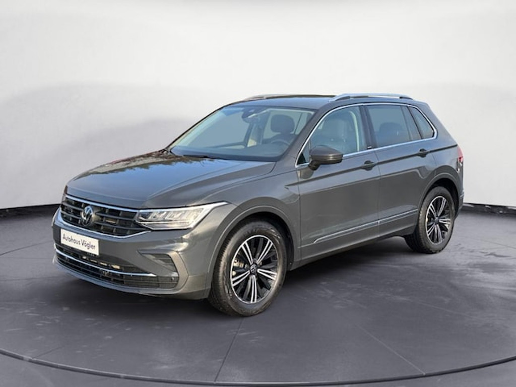 Volkswagen Tiguan 2023 Benzine