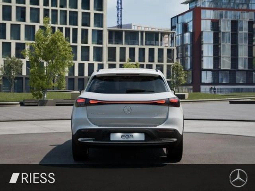 Mercedes-Benz EQA