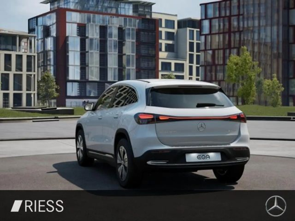 Mercedes-Benz EQA