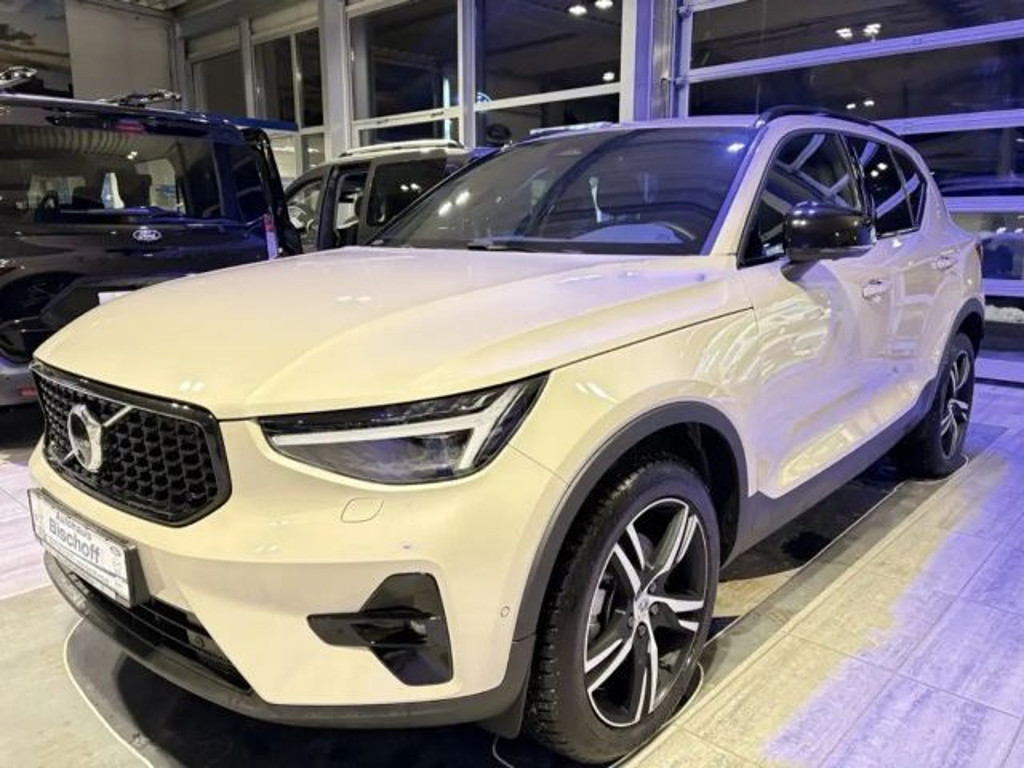 Volvo XC40 2025 Benzine