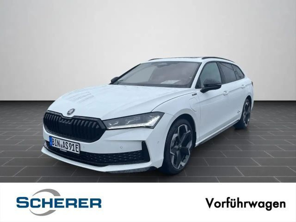 Skoda Superb 2025 Hybride Benzine