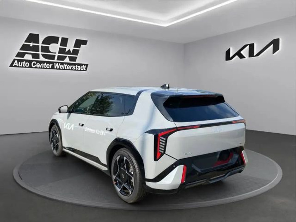 Kia EV4