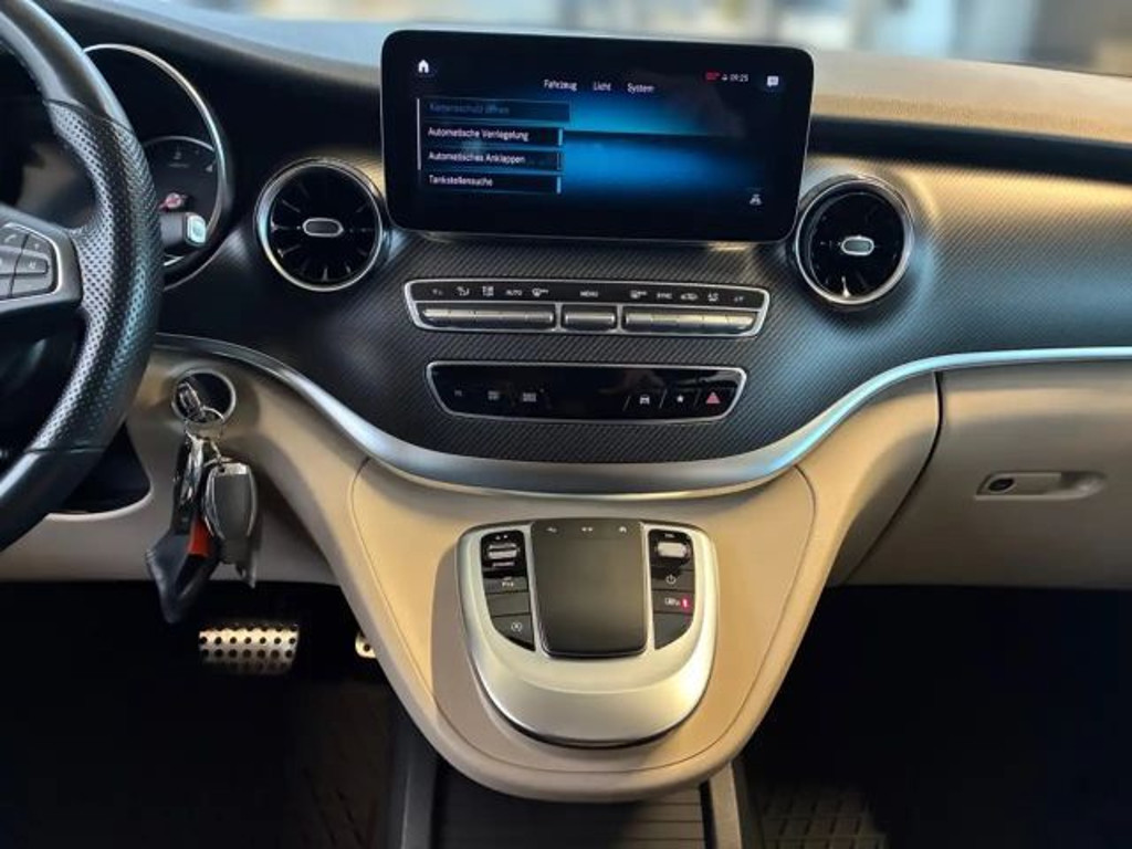 Mercedes-Benz Marco Polo