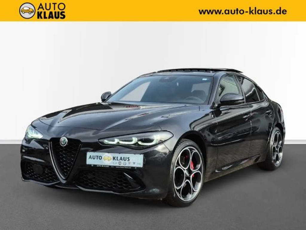 Alfa Romeo Giulia 2023 Benzine