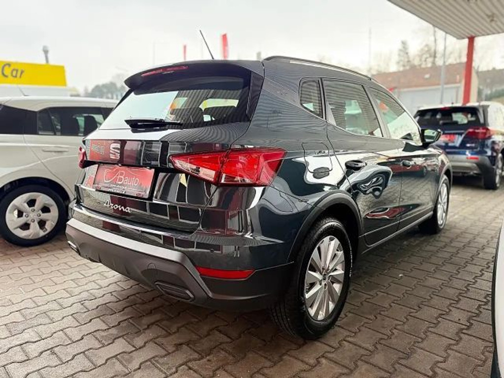 Seat Arona