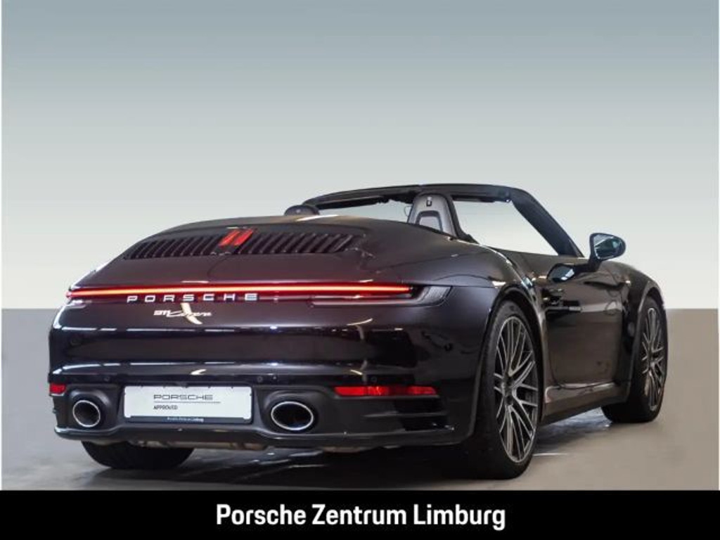 Porsche 992
