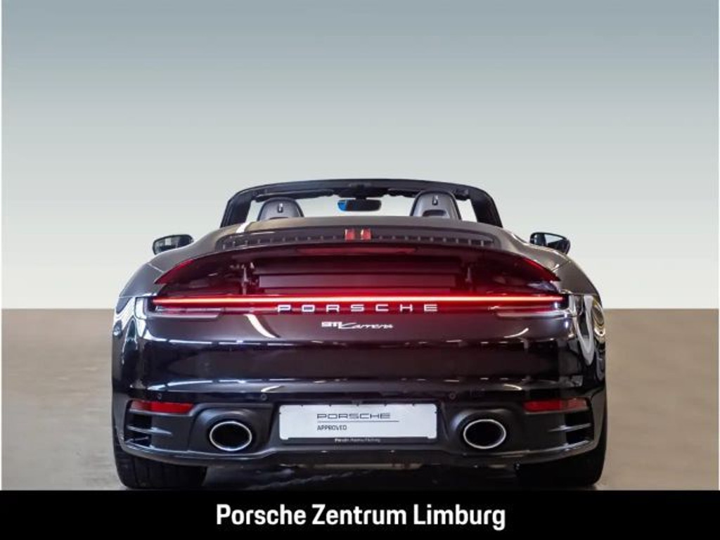 Porsche 992
