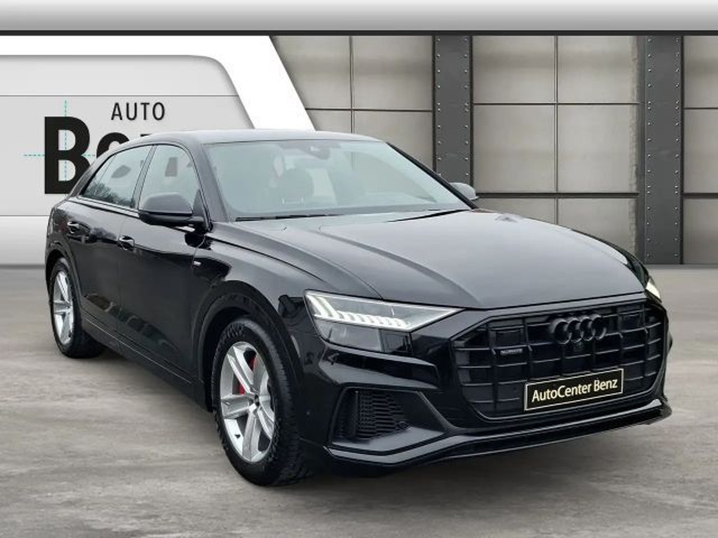 Audi Q8