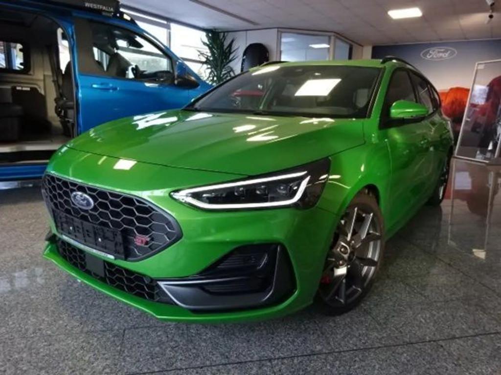 Ford Focus 2023 Benzine