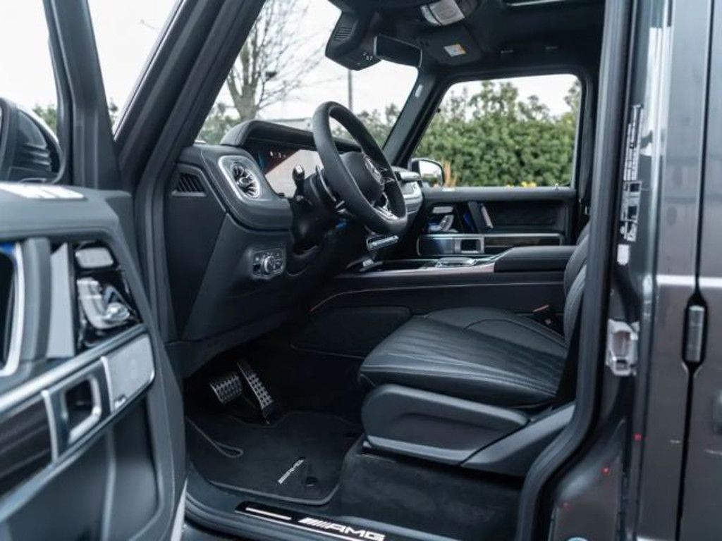 Mercedes-Benz G-Klasse