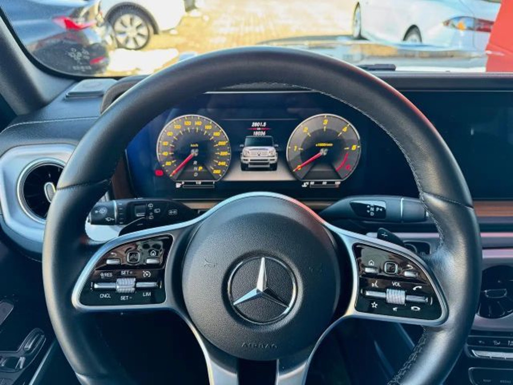 Mercedes-Benz G-Klasse