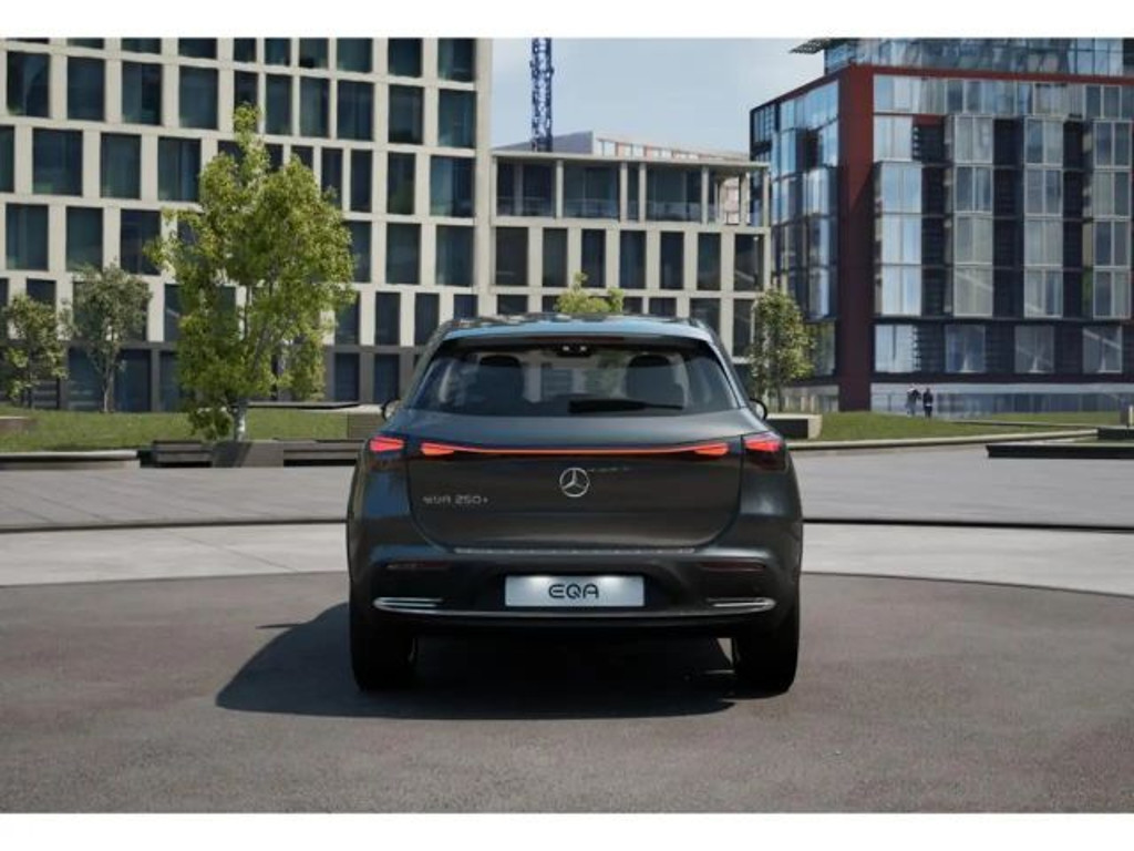 Mercedes-Benz EQA