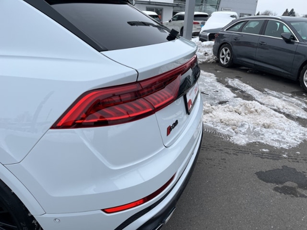 Audi SQ8