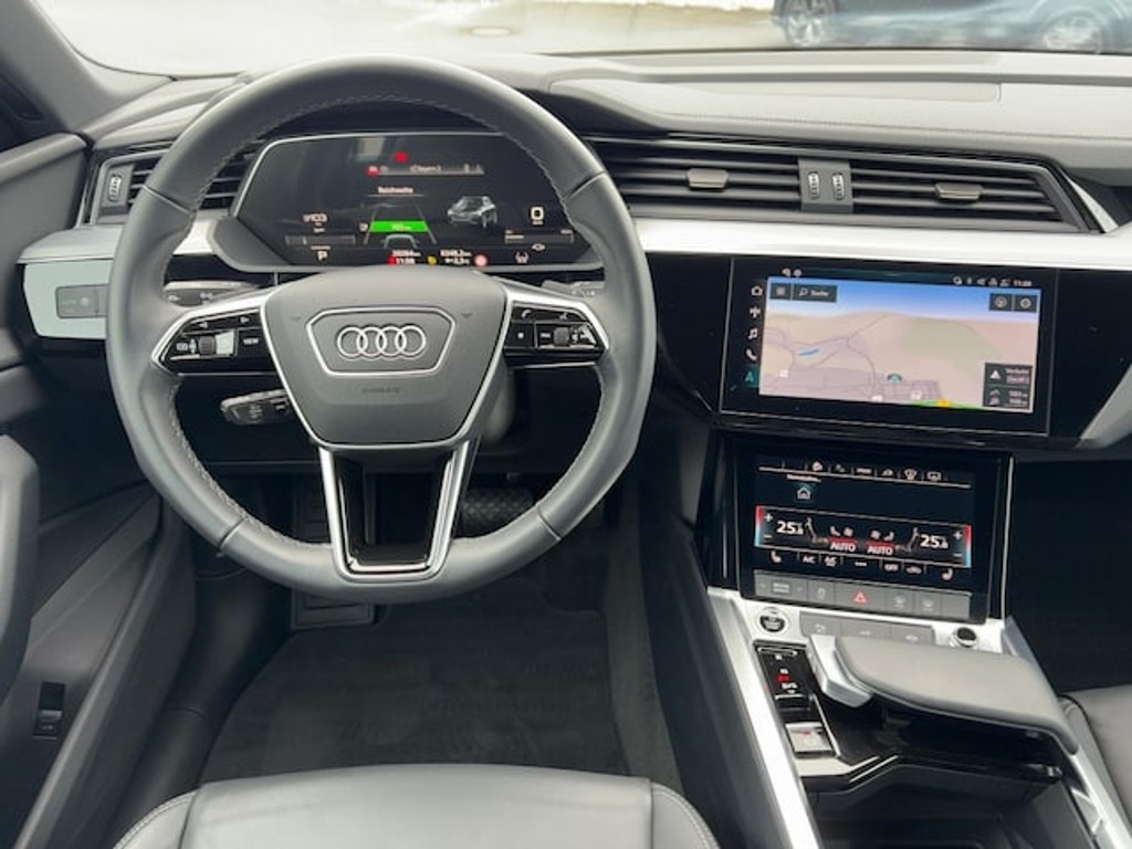 Audi Q8 e-tron