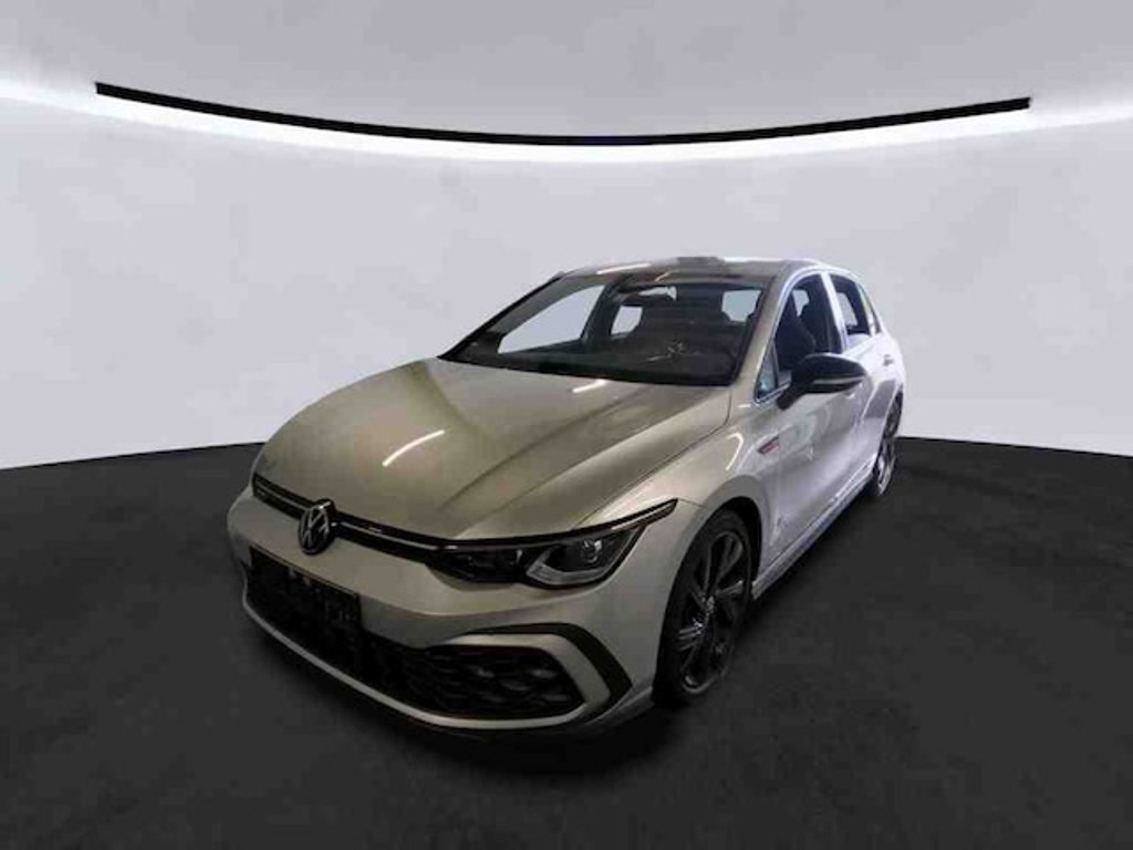 Volkswagen Golf 2023 Benzine