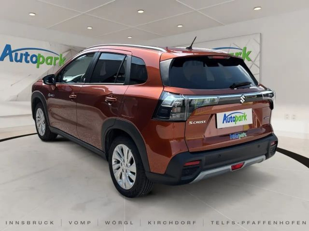 Suzuki S-Cross