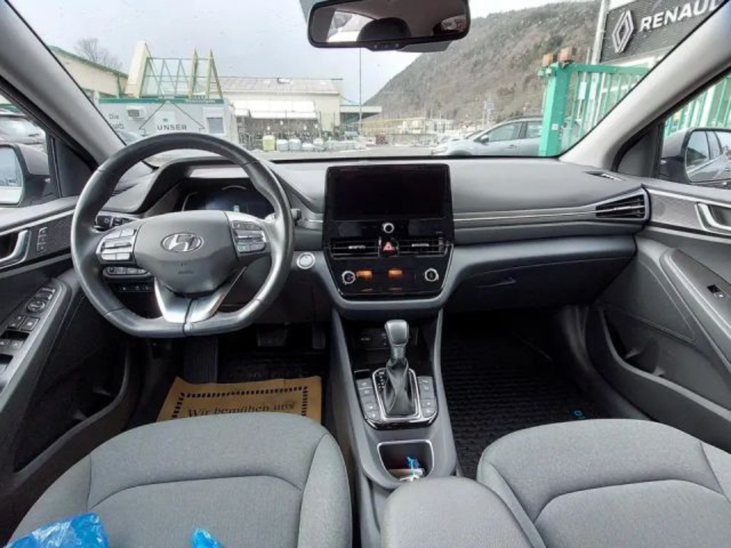 Hyundai Ioniq