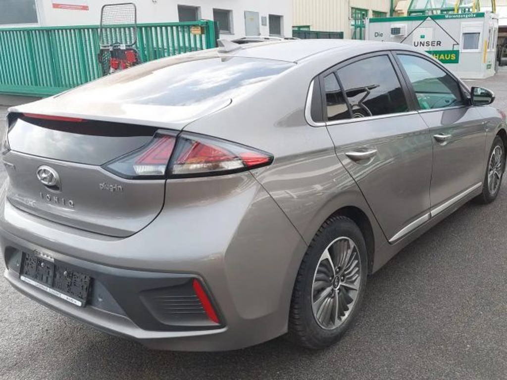 Hyundai Ioniq