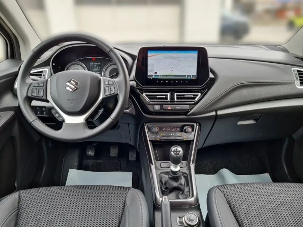 Suzuki S-Cross
