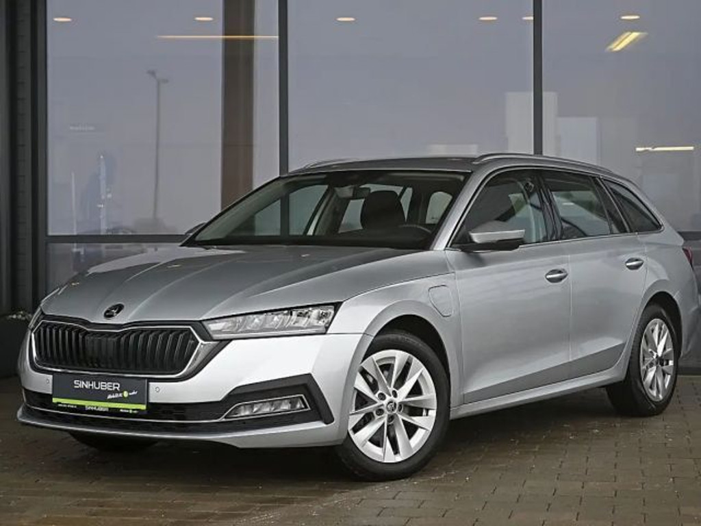 Skoda Octavia 2022 Hybride Benzine