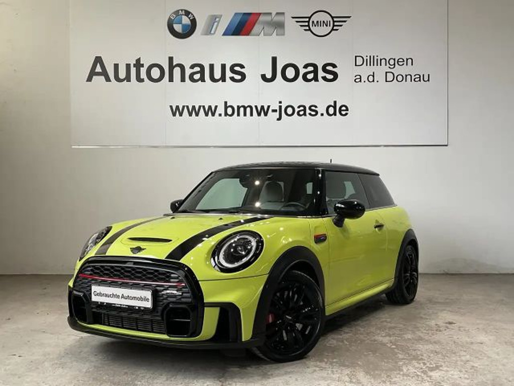 Mini John Cooper Works 2023 Benzine