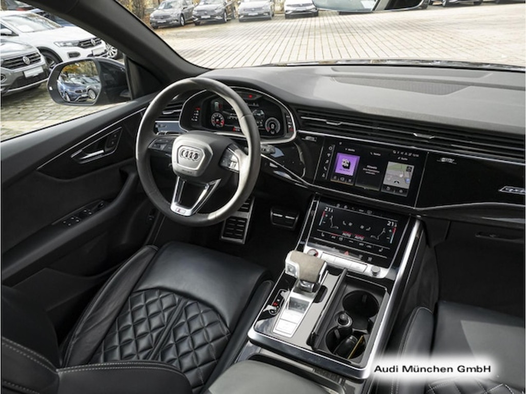 Audi SQ8