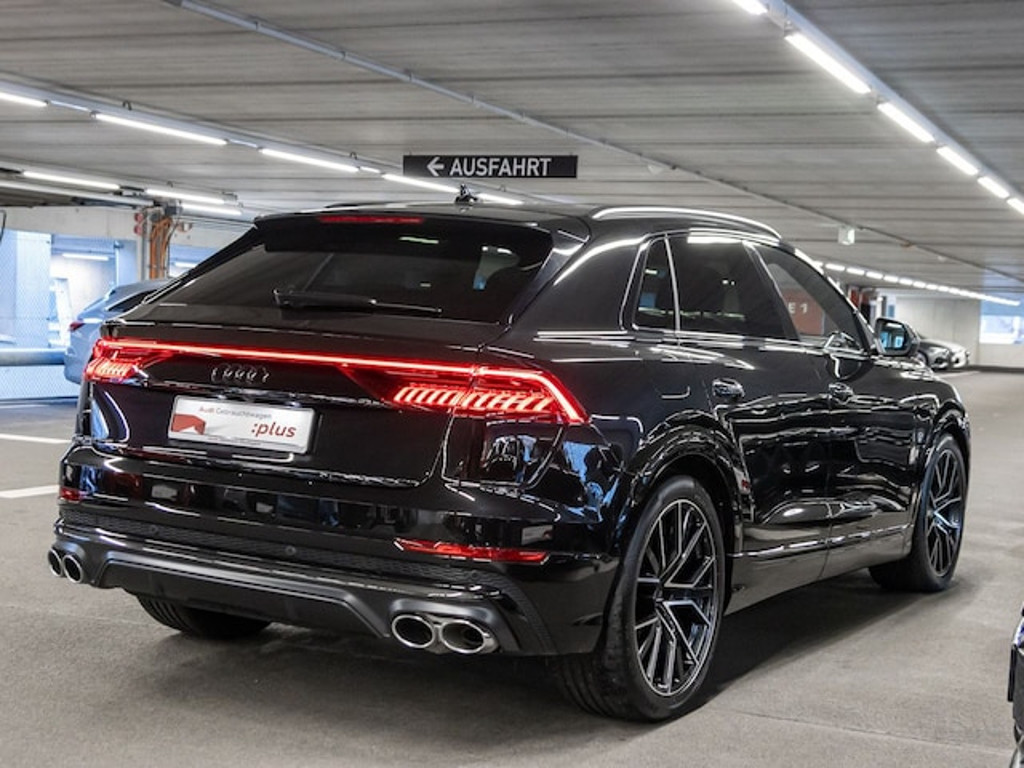 Audi SQ8
