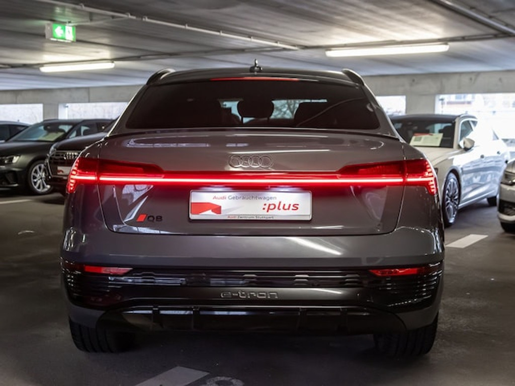 Audi Q8 e-tron