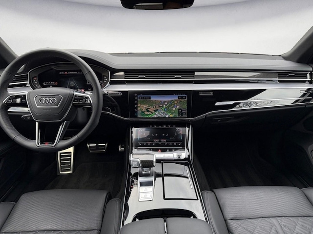 Audi S8