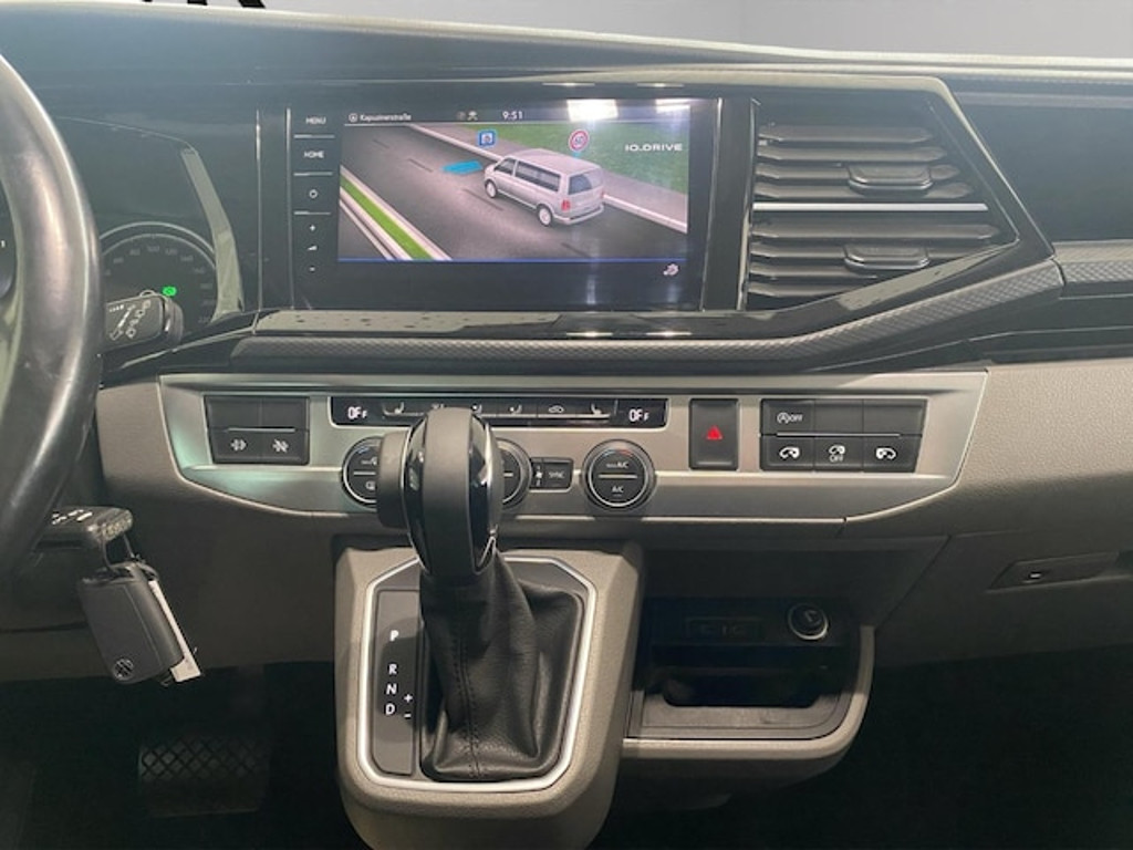 Volkswagen Caravelle