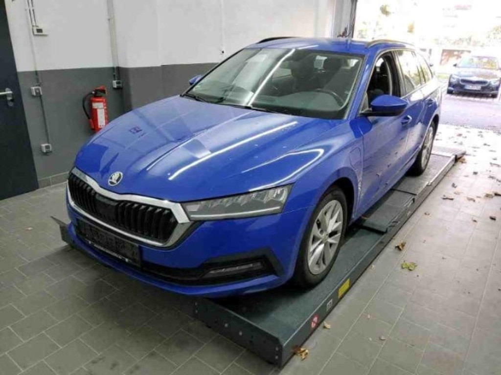 Skoda Octavia 2022 Hybride Benzine
