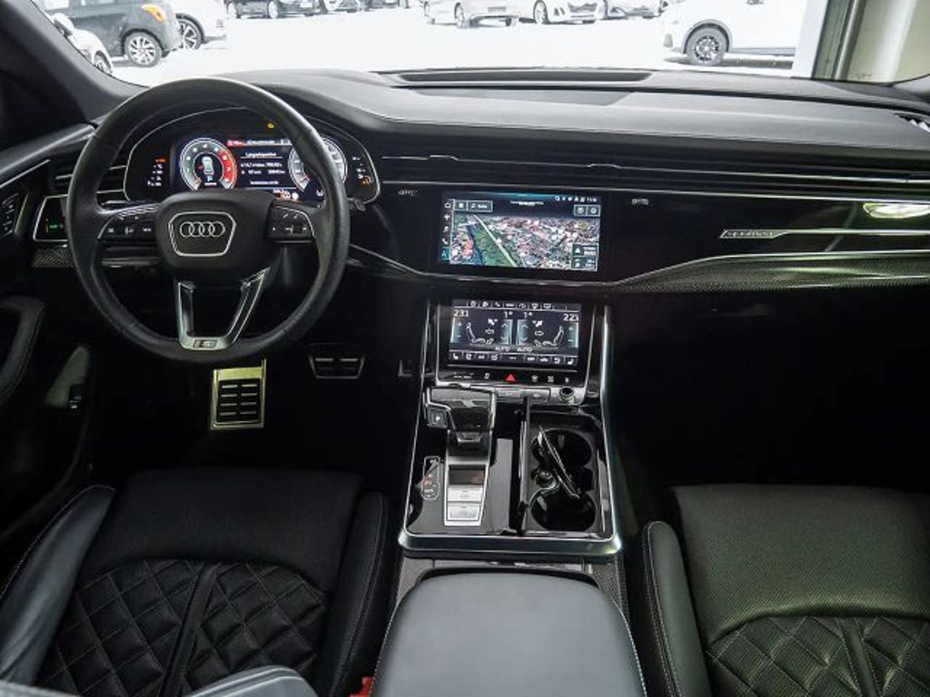Audi SQ8