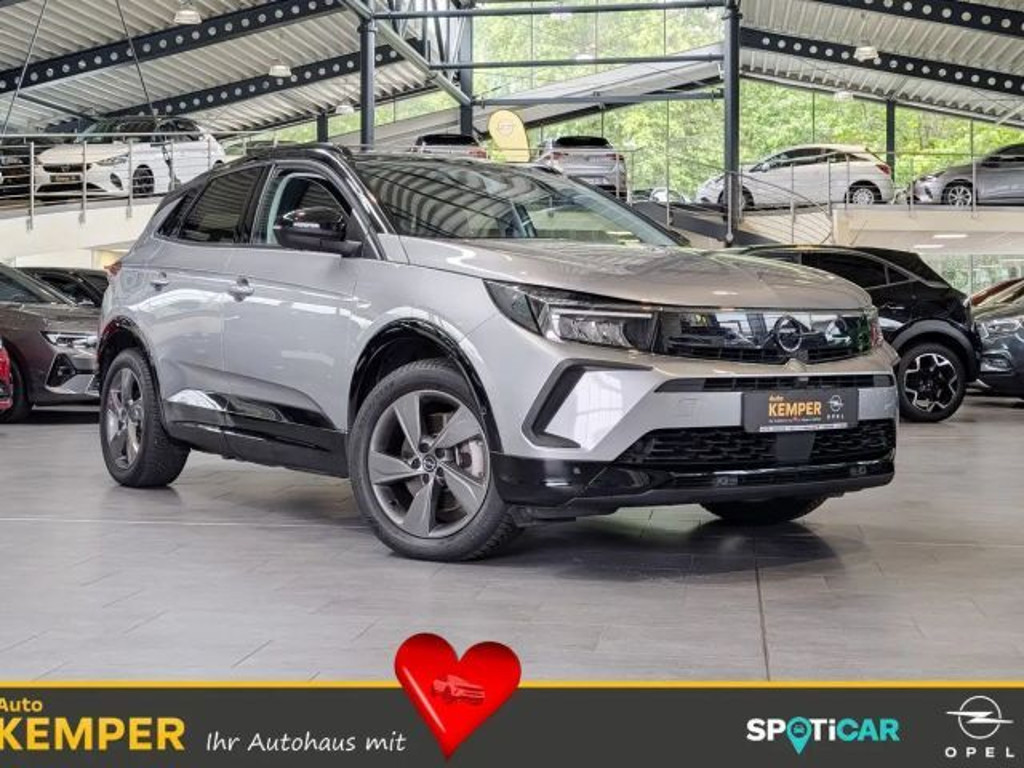 Opel Grandland X 2022 Hybride Benzine