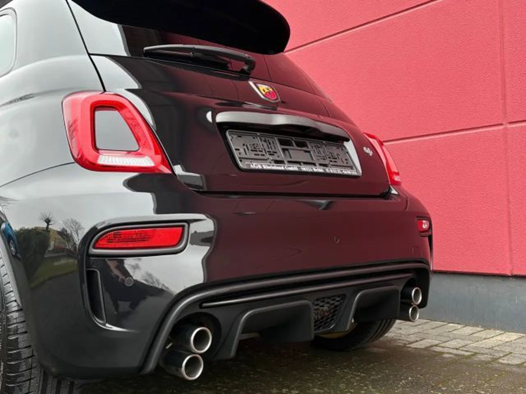 Abarth 695