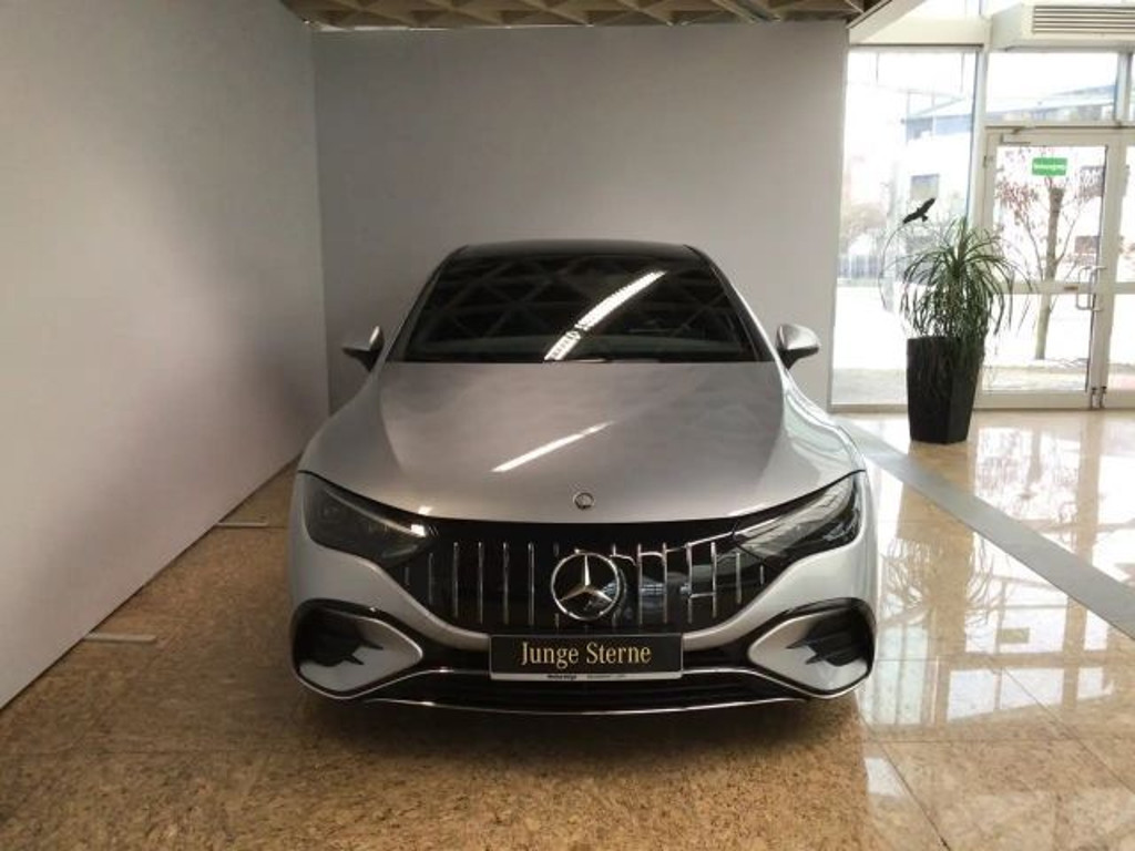 Mercedes-Benz EQE