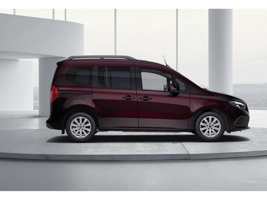 Mercedes-Benz T 180 2024 Diesel