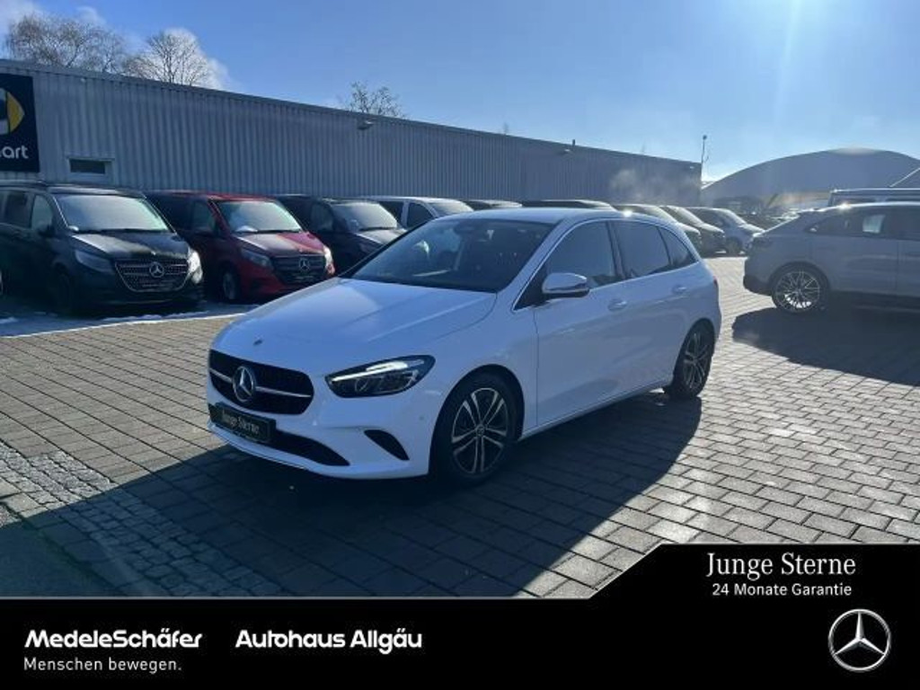 Mercedes-Benz B-Klasse 2024 Benzine