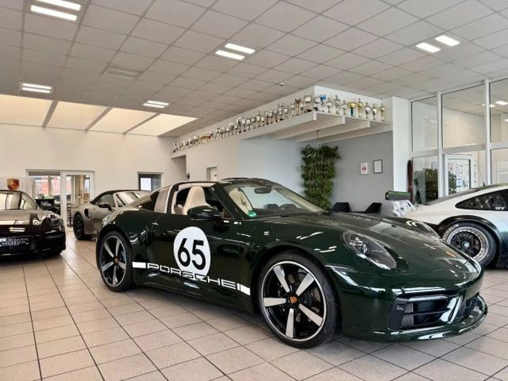 Porsche 992 2021 Benzine