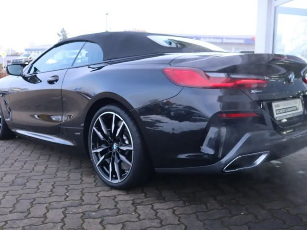 BMW M850