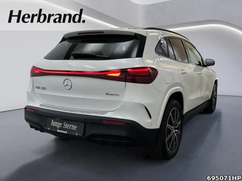 Mercedes-Benz EQA