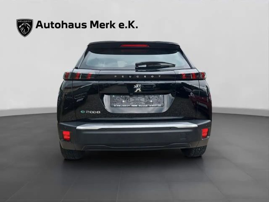 Peugeot e-2008
