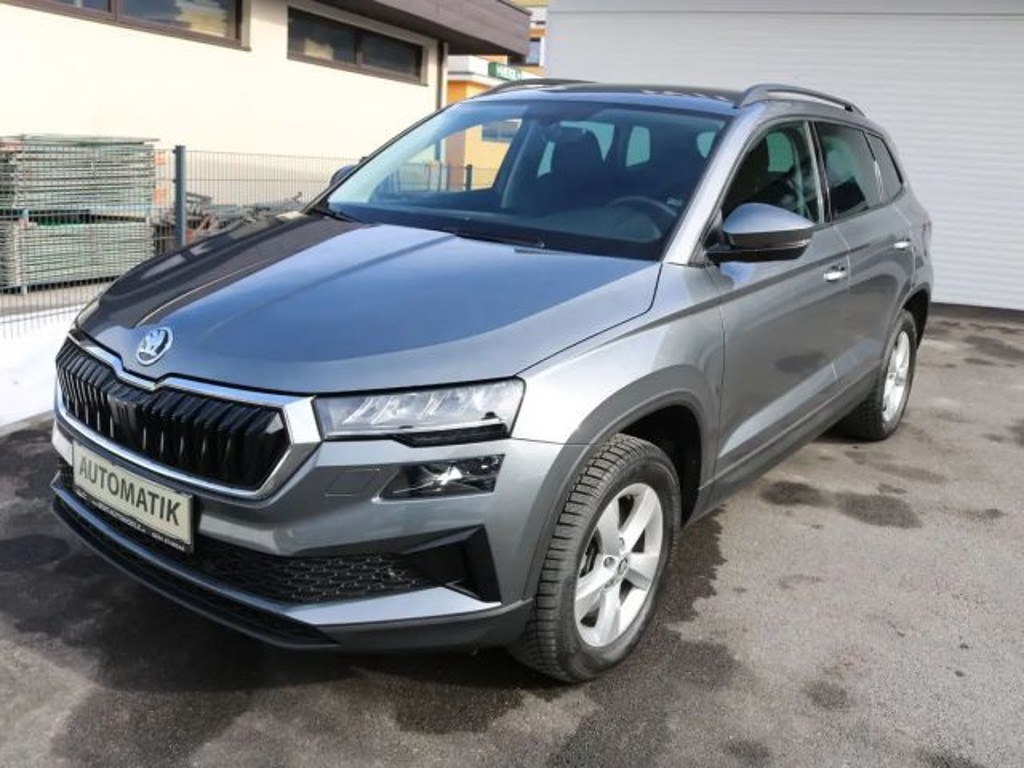 Skoda Karoq 2023 Benzine