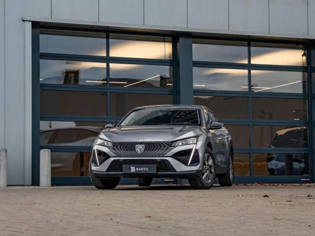 Peugeot 408 2024 Benzine
