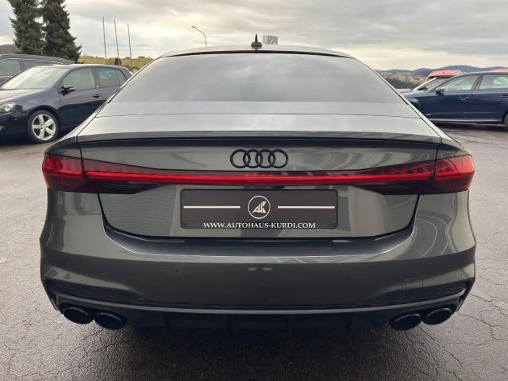 Audi S7