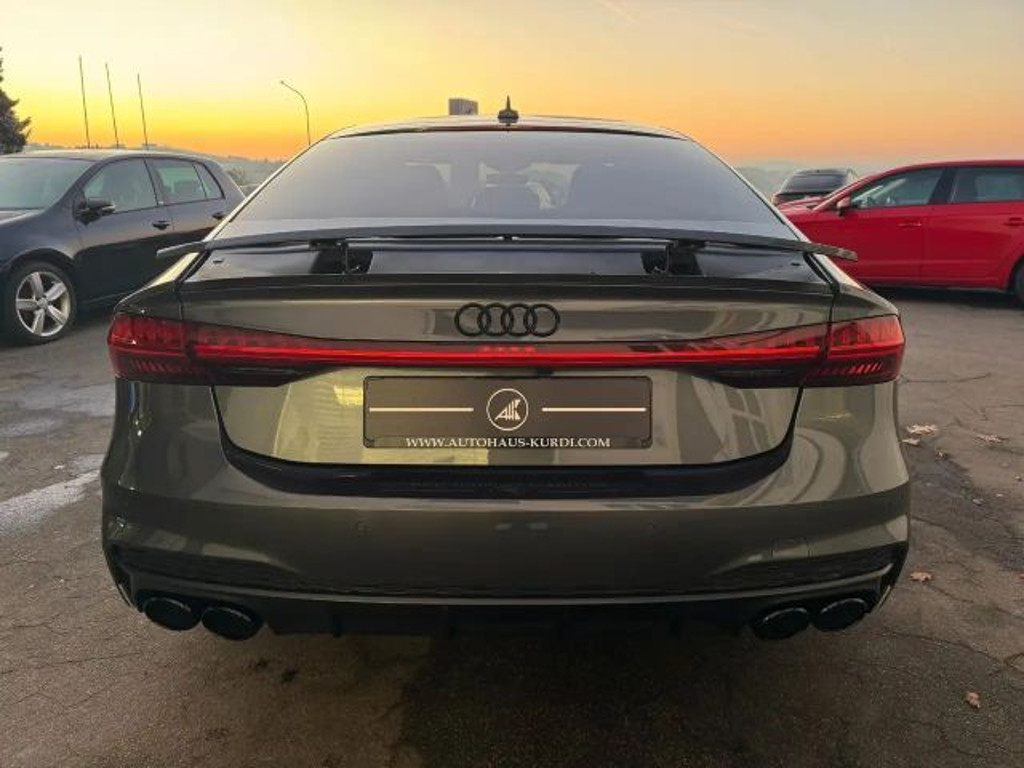 Audi S7