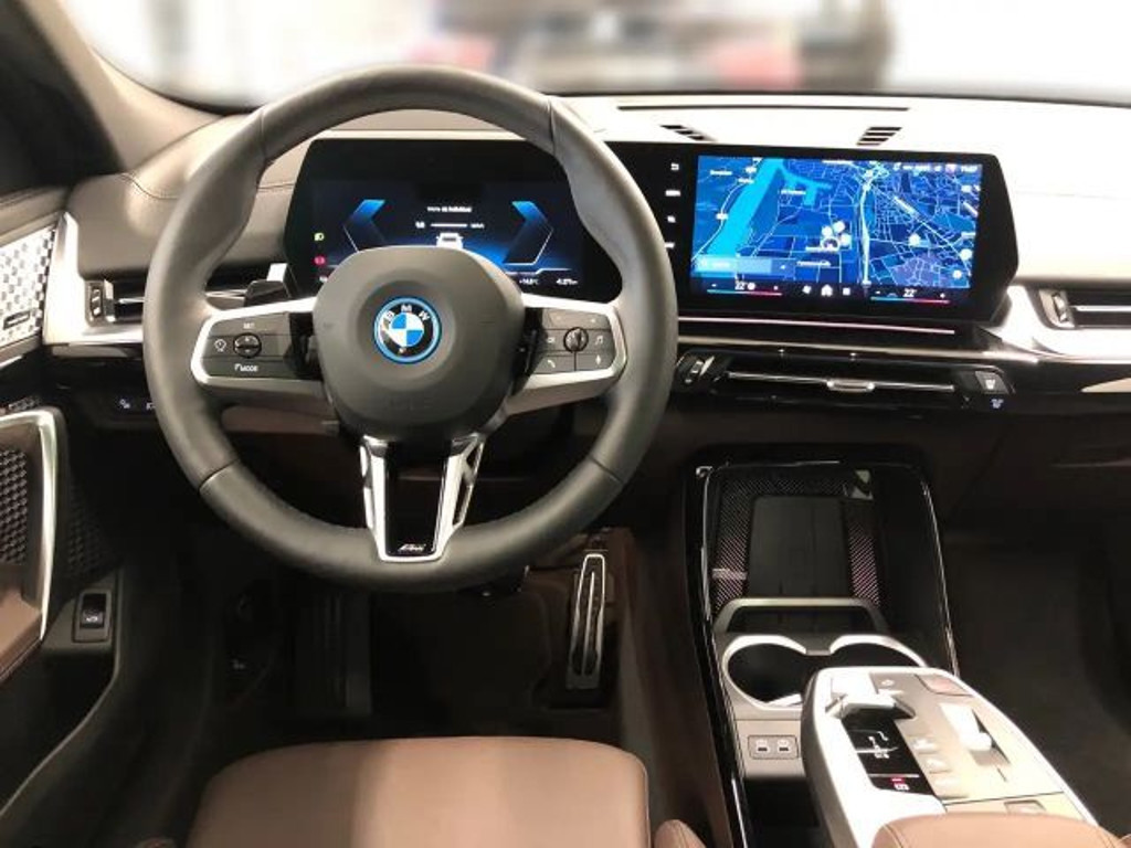 BMW iX2